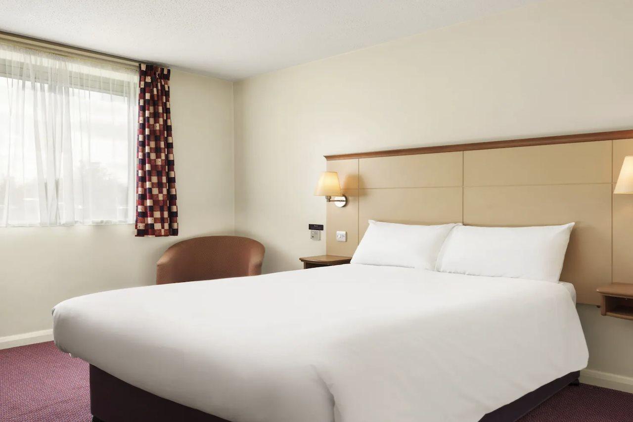 Days Inn Cannock - Norton Canes Zewnętrze zdjęcie