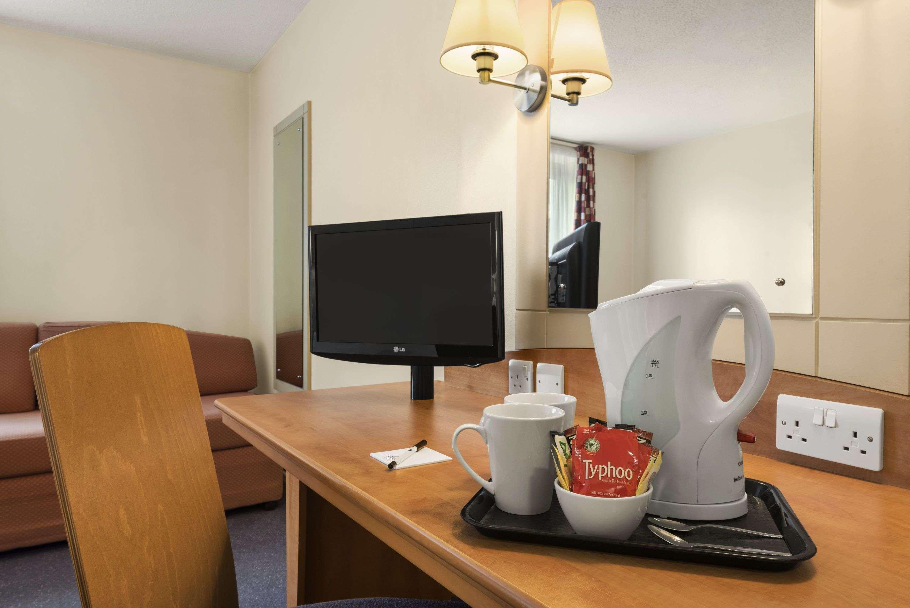 Days Inn Cannock - Norton Canes Zewnętrze zdjęcie